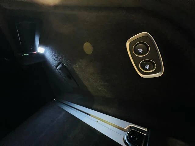 Aston Martin DBX 707 61