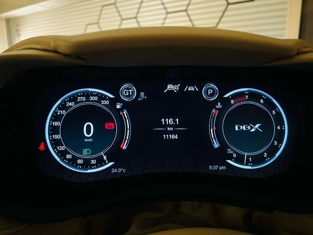 Aston Martin DBX 707 71