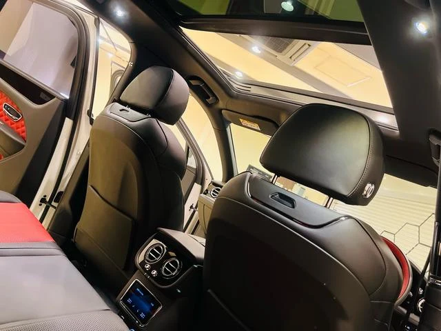 Bentley BENTAYGA 50