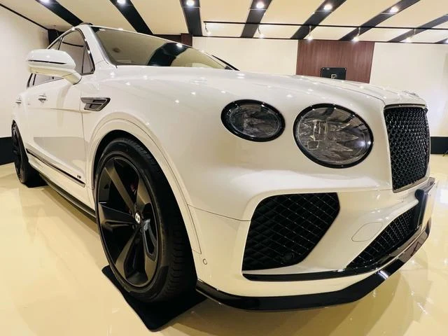 Bentley BENTAYGA 11