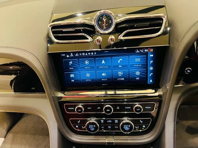 Bentley BENTAYGA 43