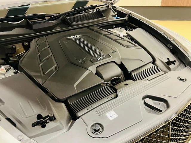 Bentley BENTAYGA 66