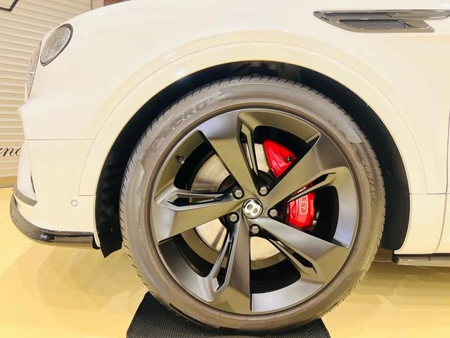 Bentley BENTAYGA 72