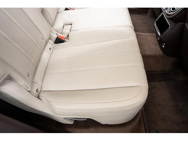 Bentley BENTAYGA 42