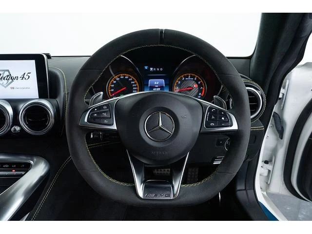 MERCEDES AMG GT 52