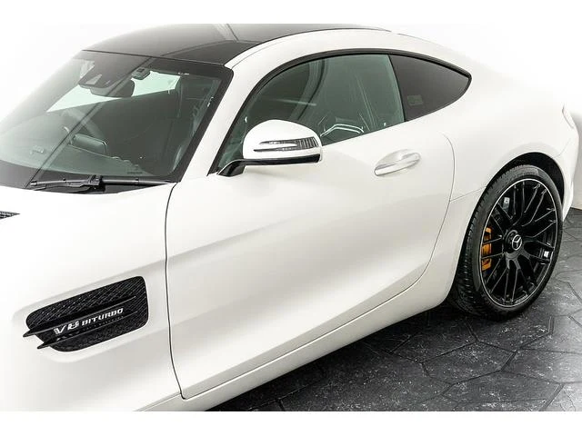 MERCEDES AMG GT 10