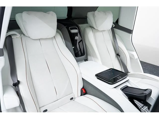 MERCEDES MAYBACH GLS 37