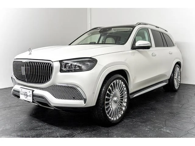 MERCEDES MAYBACH GLS 8