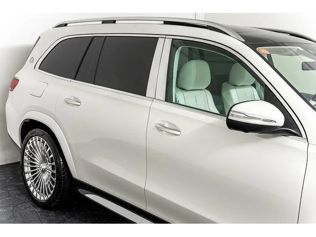 MERCEDES MAYBACH GLS 12
