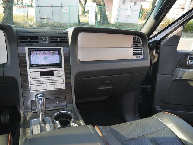 Lincoln NAVIGATOR 30