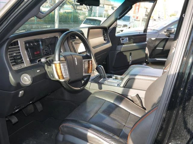 Lincoln NAVIGATOR 13