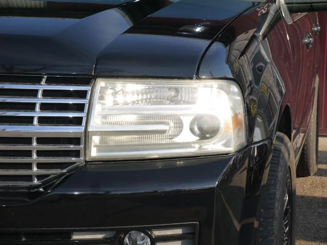 Lincoln NAVIGATOR 8