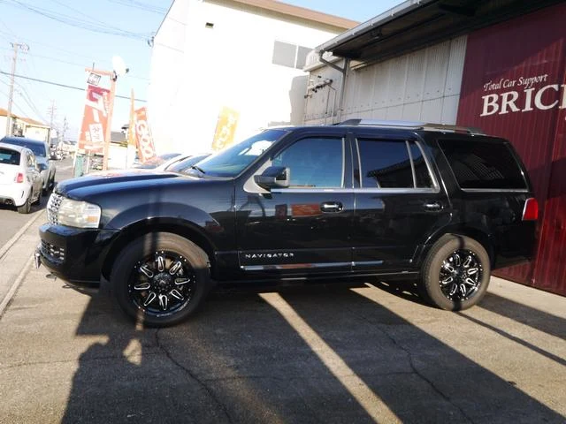 Lincoln NAVIGATOR 2