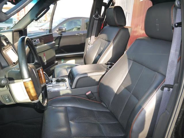 Lincoln NAVIGATOR 14