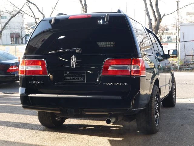 Lincoln NAVIGATOR 4