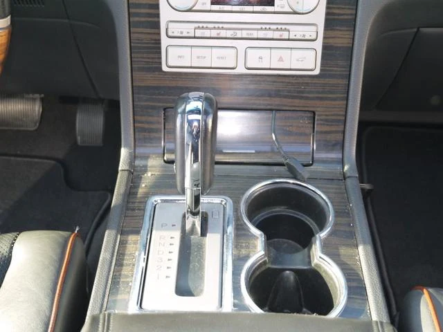 Lincoln NAVIGATOR 32