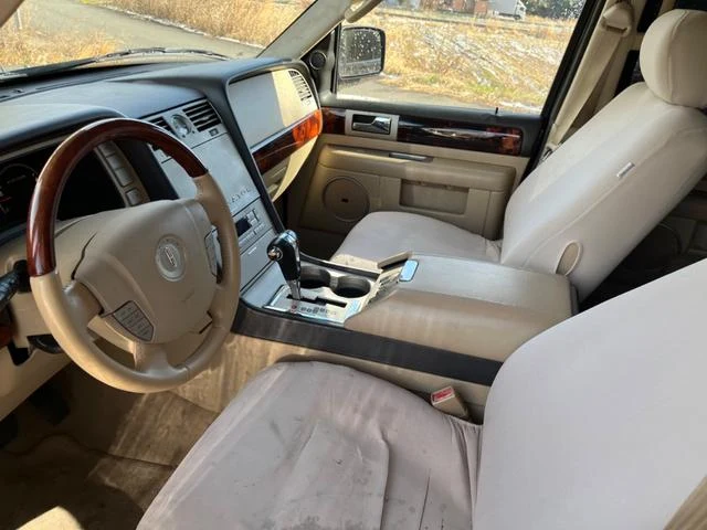 Lincoln NAVIGATOR 10