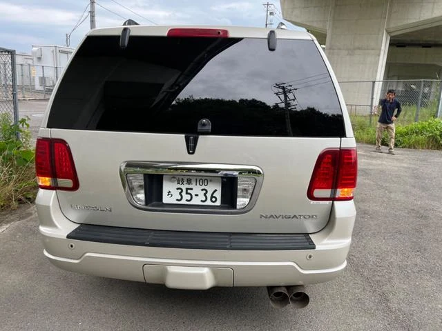 Lincoln NAVIGATOR 8
