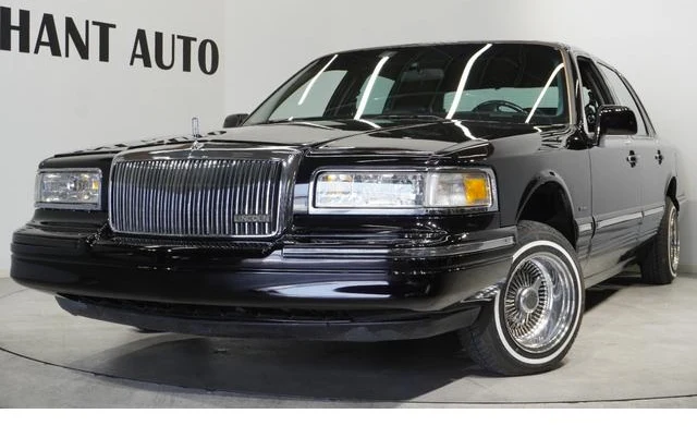 Lincoln TOWNCAR 61