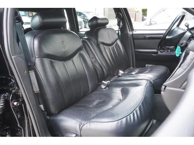 Lincoln TOWNCAR 40