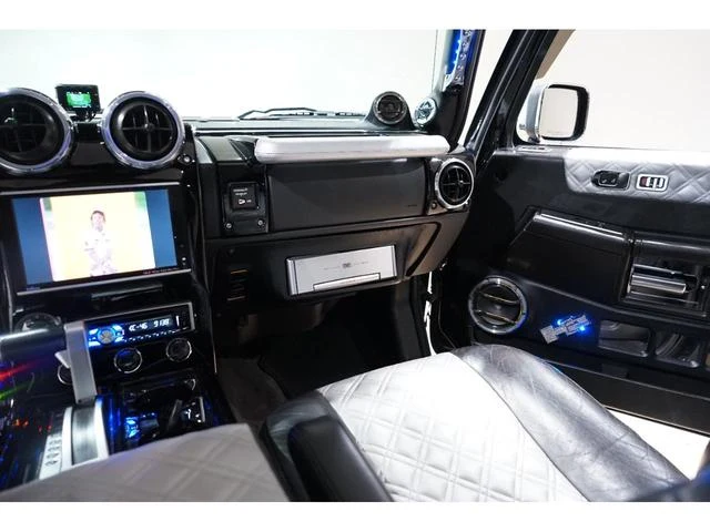 Hummer H2 26