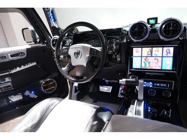 Hummer H2 25