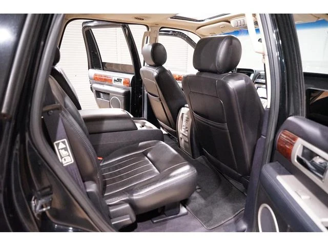 Lincoln NAVIGATOR 29