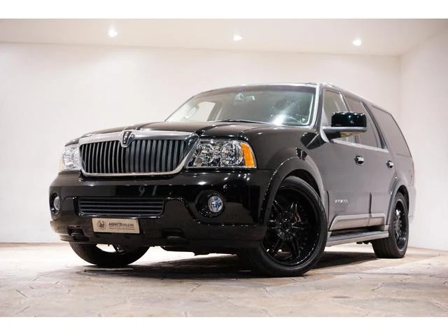 Lincoln NAVIGATOR 23