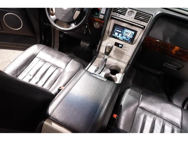Lincoln NAVIGATOR 18