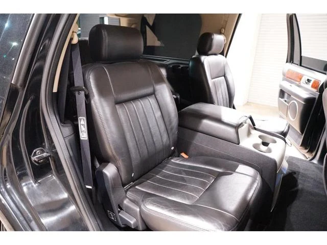 Lincoln NAVIGATOR 32