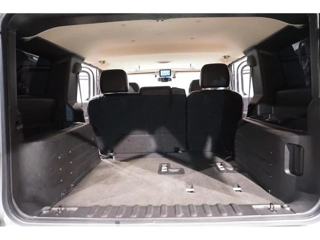 Hummer H2 46