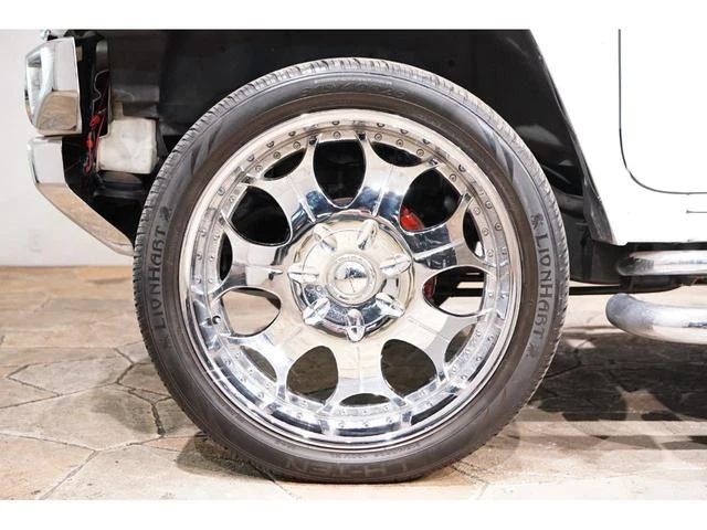 Hummer H2 35
