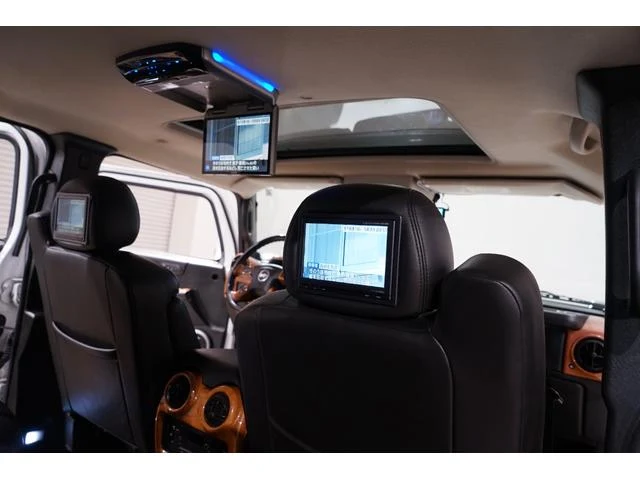 Hummer H2 24