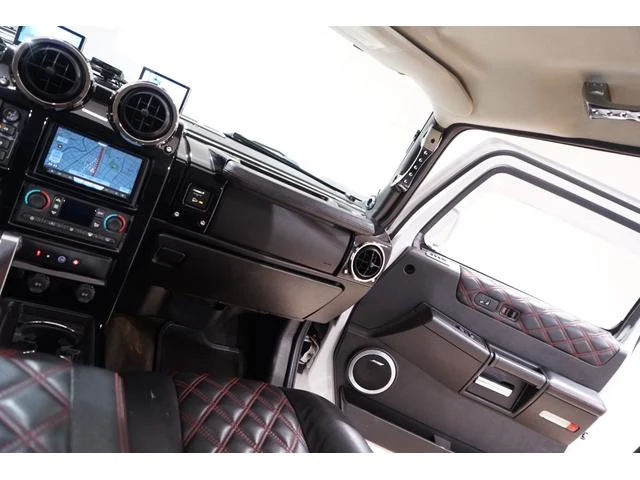 Hummer H2 32