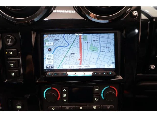 Hummer H2 26