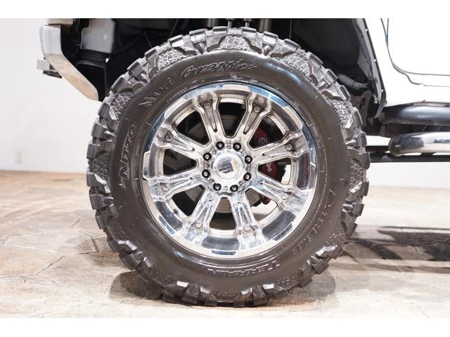 Hummer H2 6
