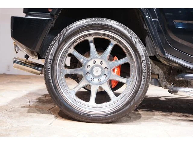Hummer H2 32