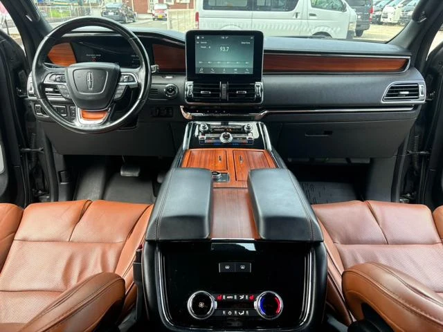 Lincoln NAVIGATOR 10