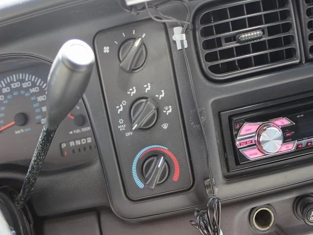 Dodge DAKOTA 17