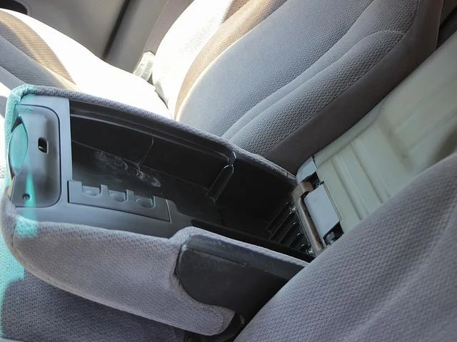 Dodge DAKOTA 23