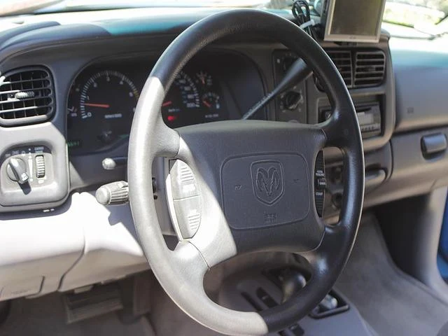Dodge DAKOTA 41