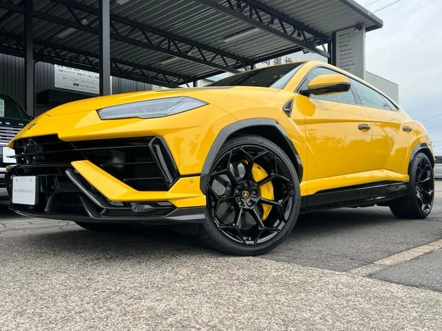 Lamborghini URUS