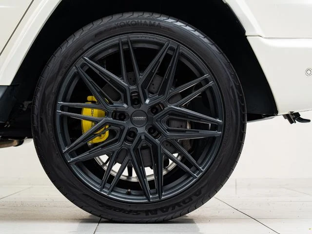 MERCEDES AMG G-CLASS 13