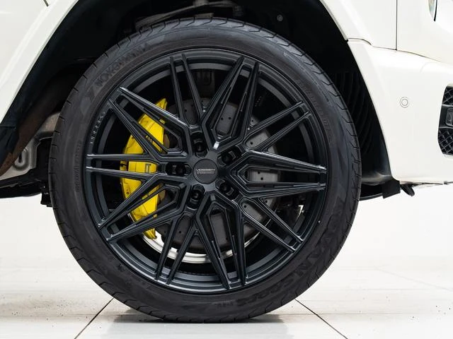 MERCEDES AMG G-CLASS 9