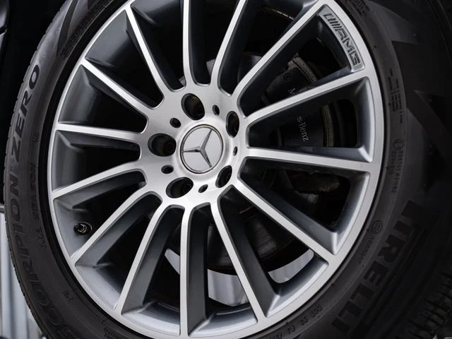 MERCEDES BENZ G-CLASS 2