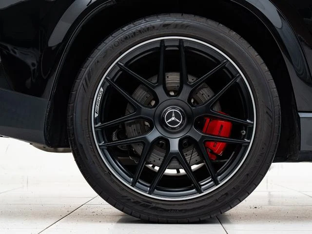 MERCEDES AMG GLE 8