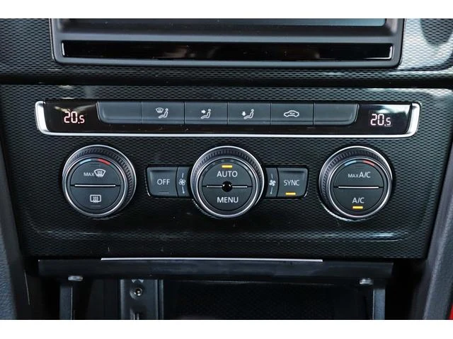Volkswagen GOLF 30