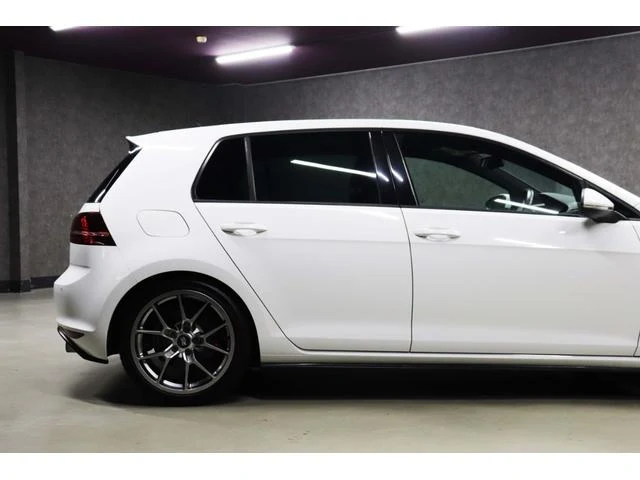 Volkswagen GOLF 39
