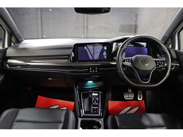 Volkswagen GOLF 26