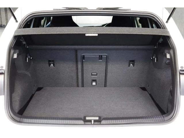 Volkswagen GOLF 36
